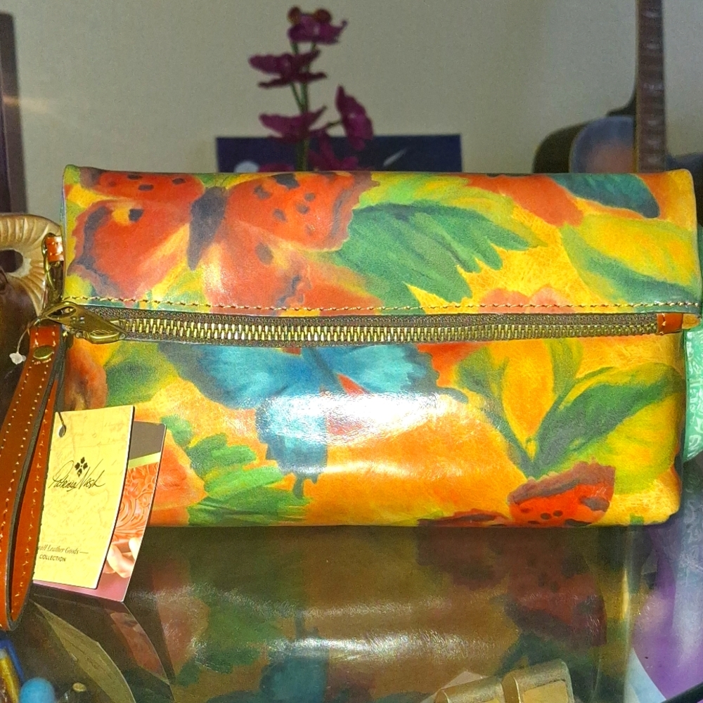 Patricia Nash "Valerie" Wristlet